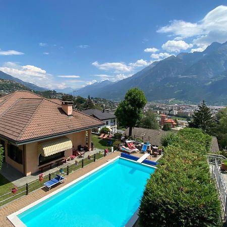Bed & Breakfast Chez Berry Aosta Exterior photo